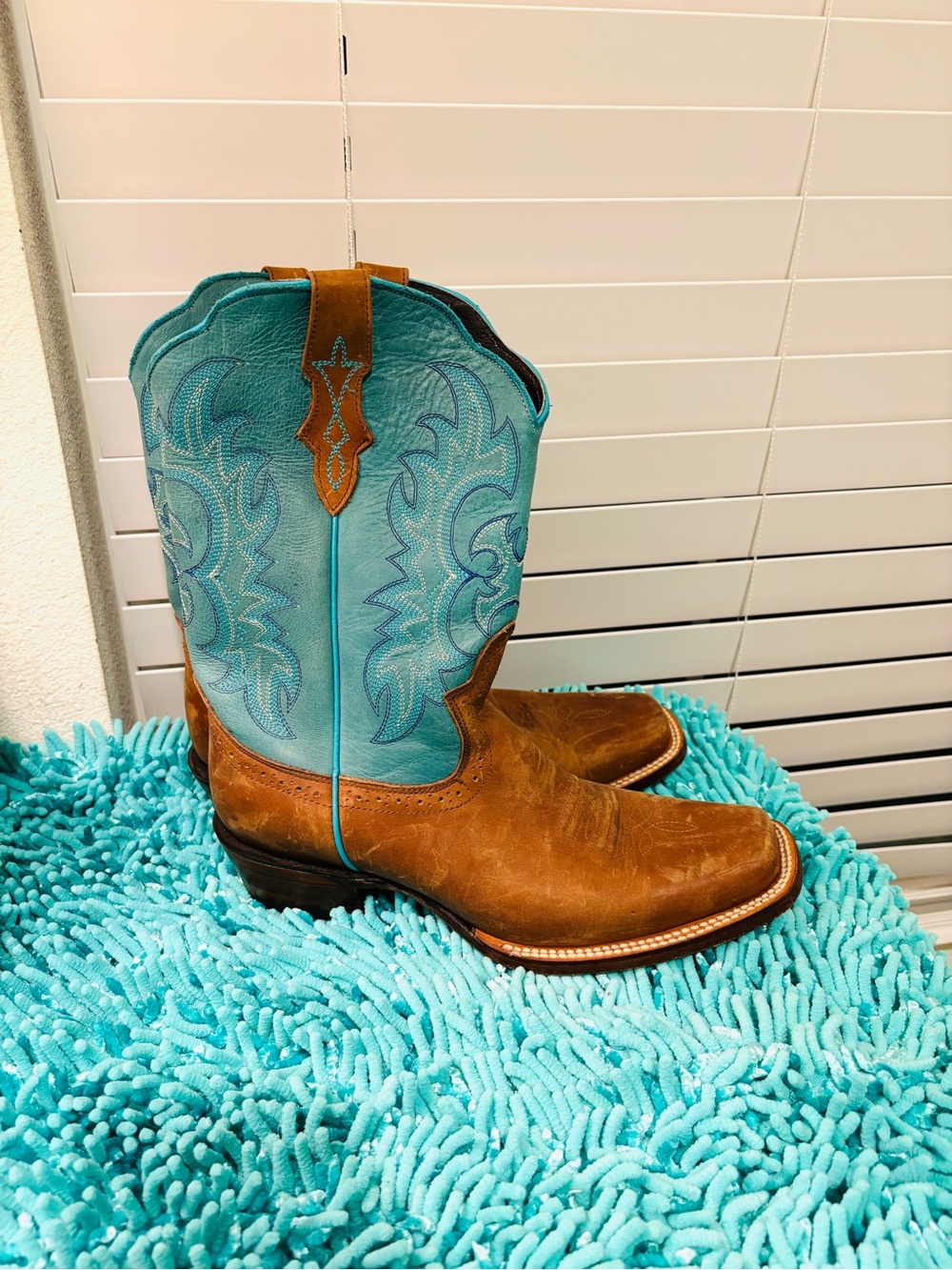 J.B. Dillon Two-Tone Lace-Up Western Cowboy Boots in Turquoise and Brown Size 10